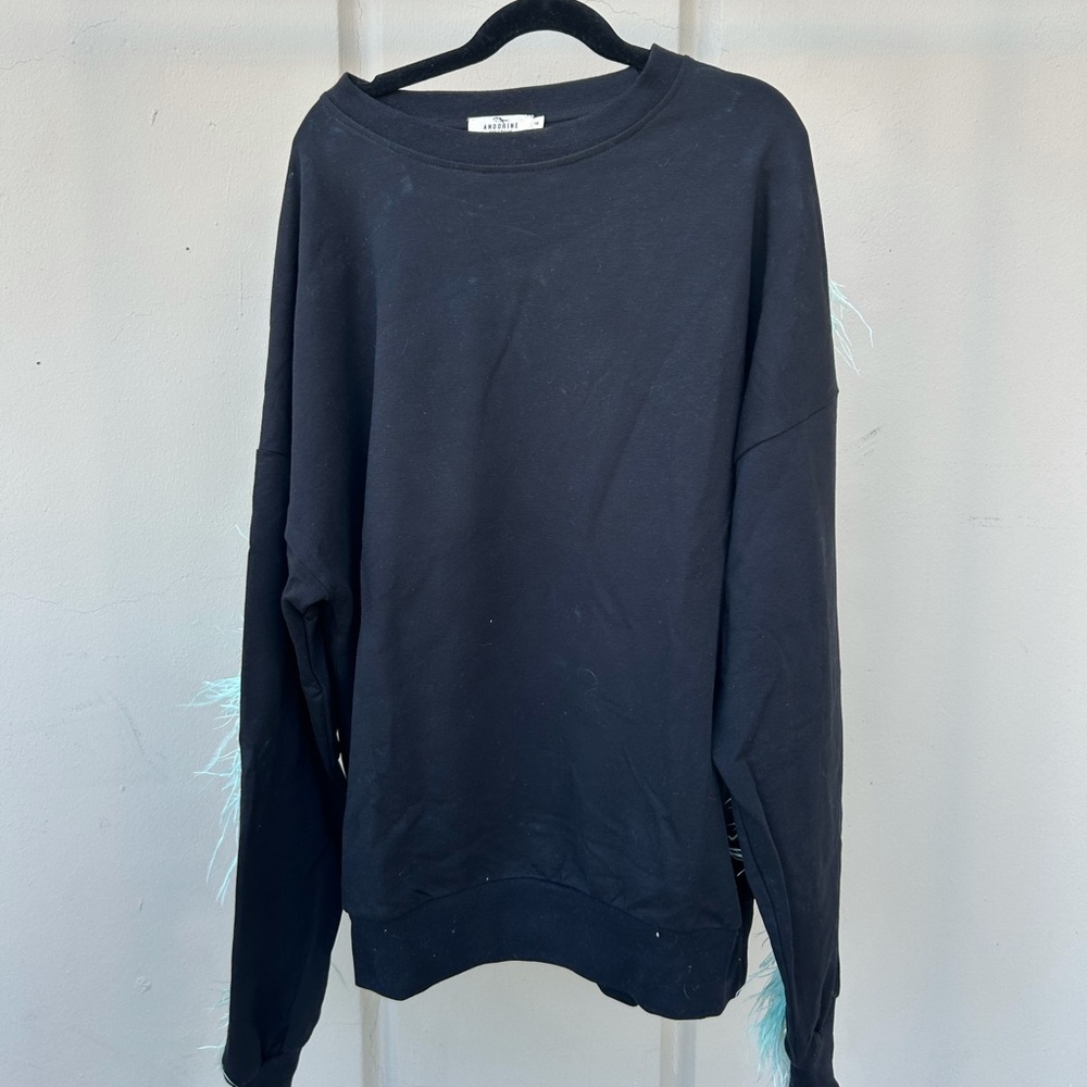 Andorine long sleeve top with feathers size M
